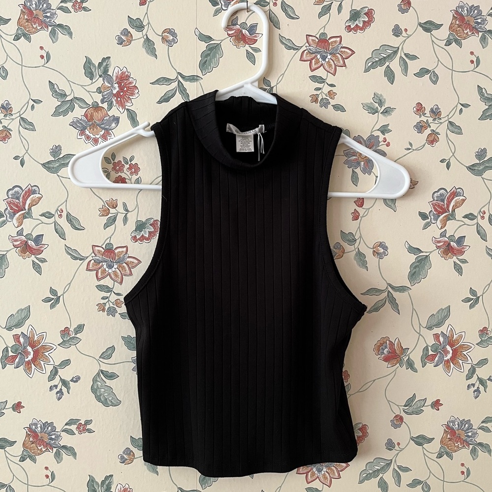 Black Sleeveless Ribbed Top